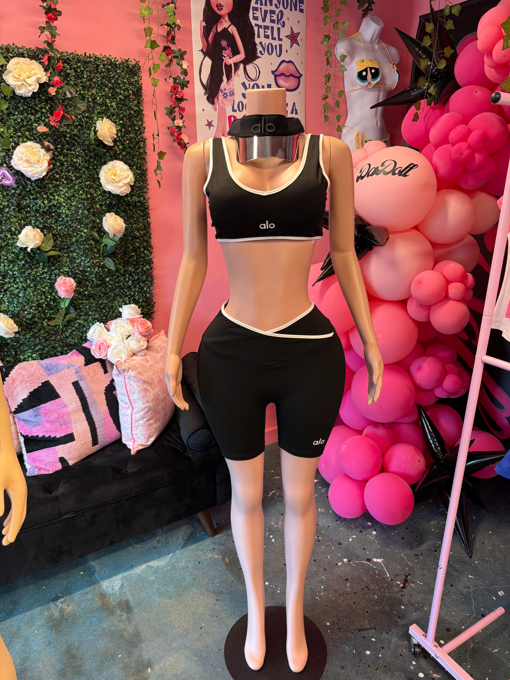Alo Sport Set (Hat Included)