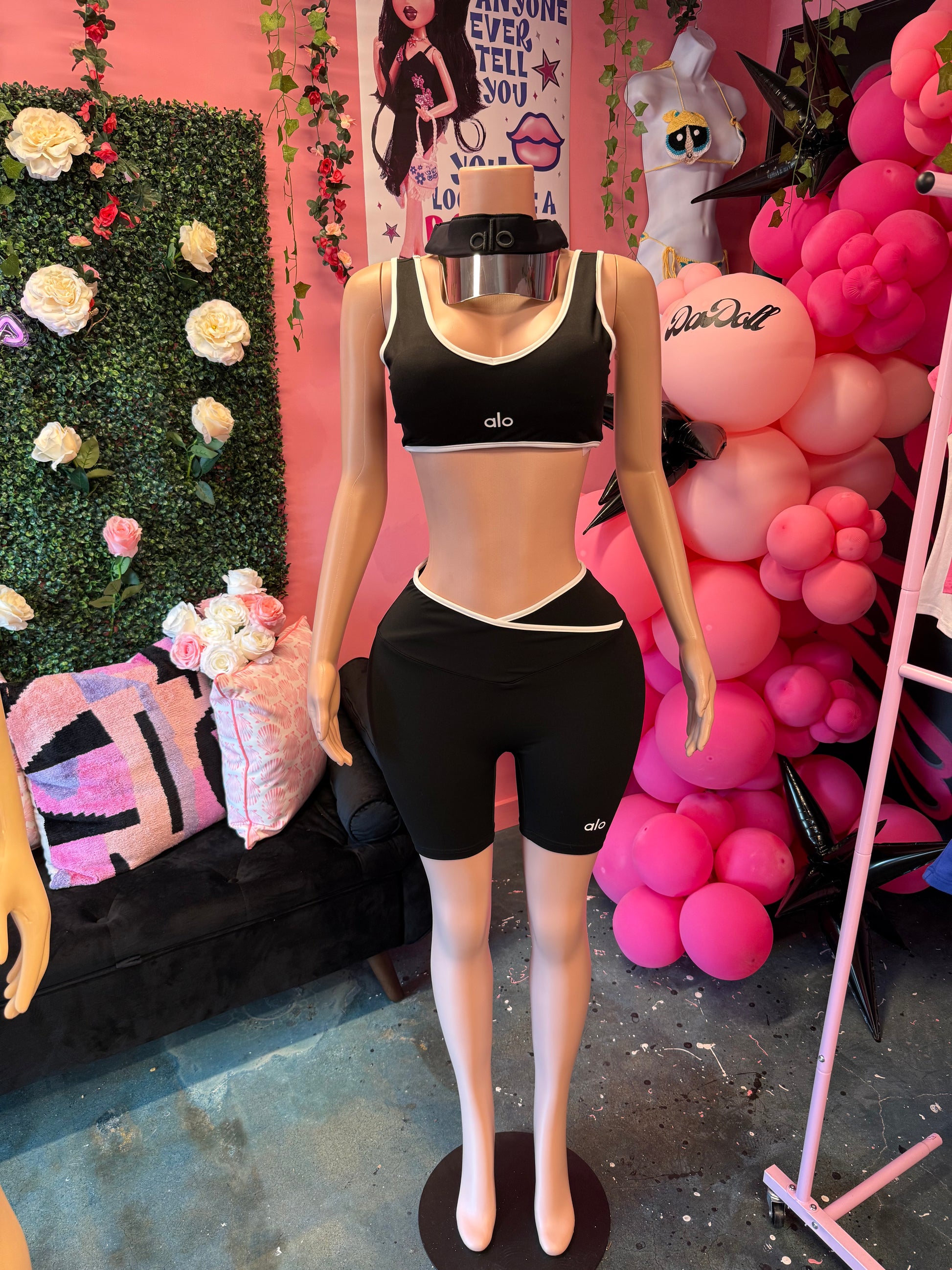 Alo Sport Set (Hat Included)