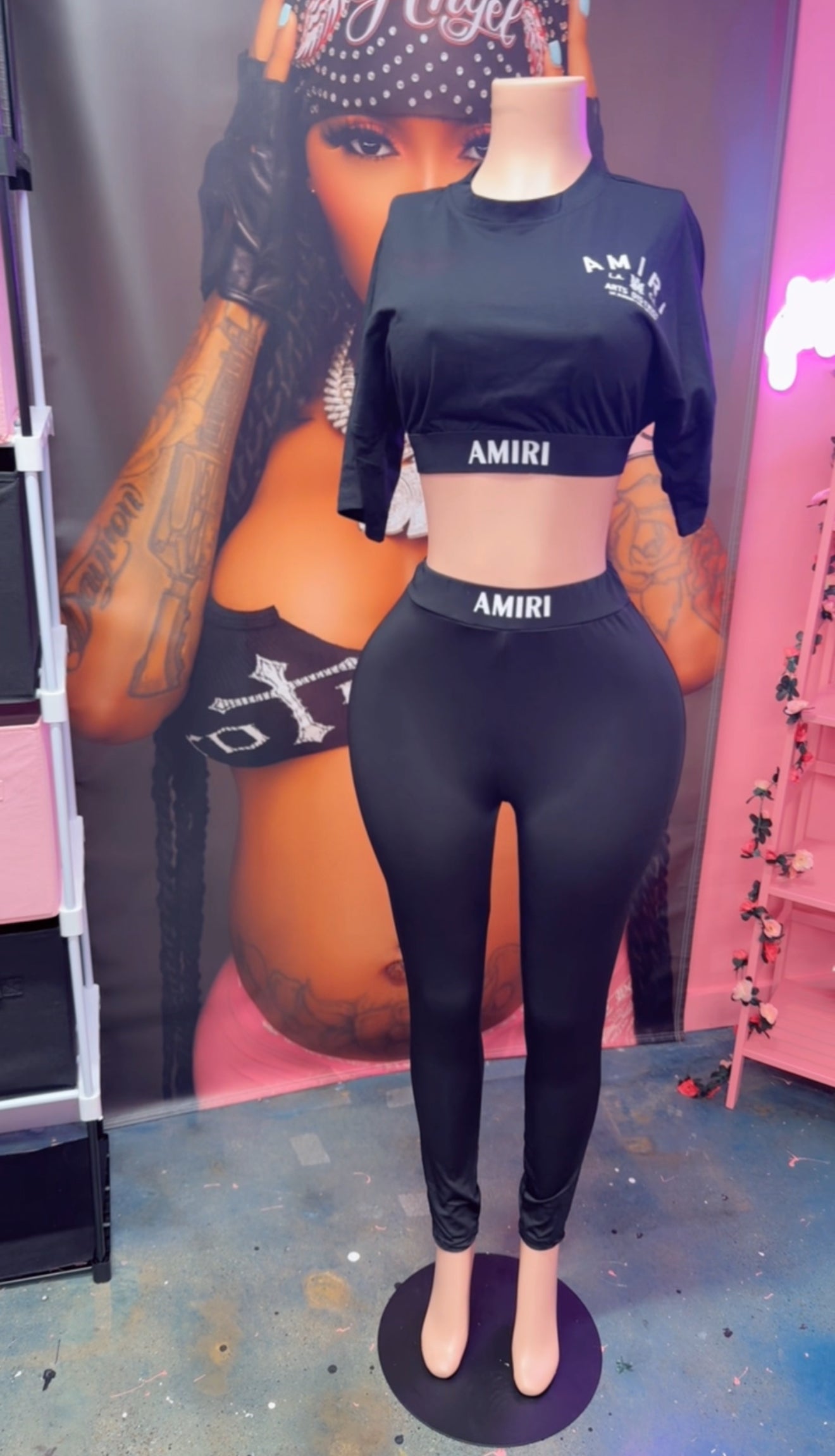 Amiri Set